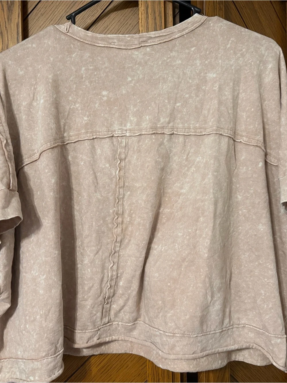 New In Washed Blush Pocket Tee - Picture 2 of 2